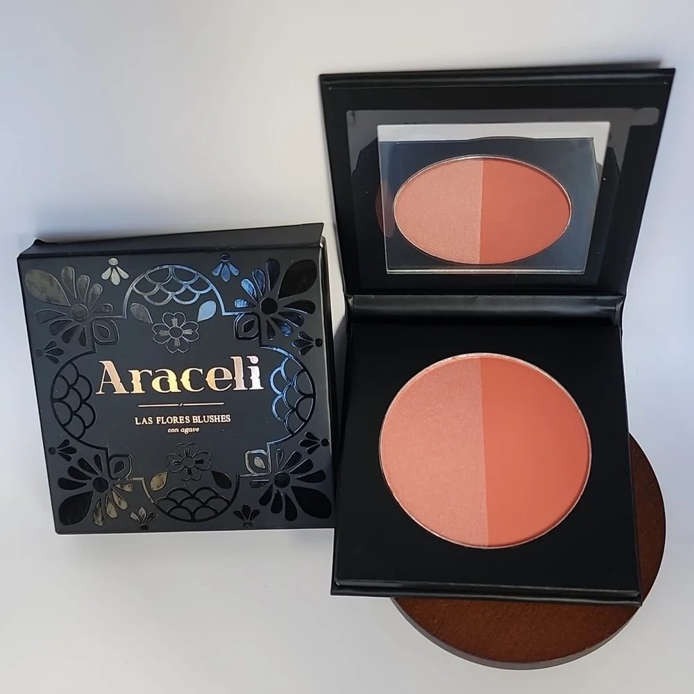 Araceli Las Flores Blushes - Dahlia & Laelia